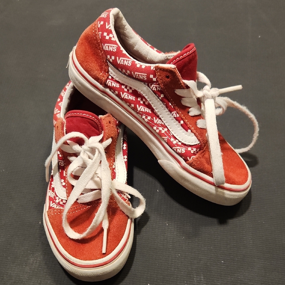 Vans Kids Sneakers in Red and White